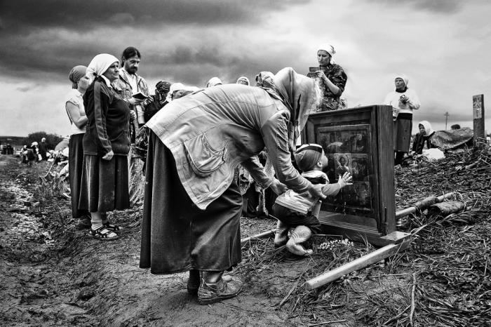 Православные журналисты выбрали три лучшие фотографии о святом и ценном